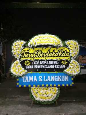 Papan Bunga Duka di Cimuning